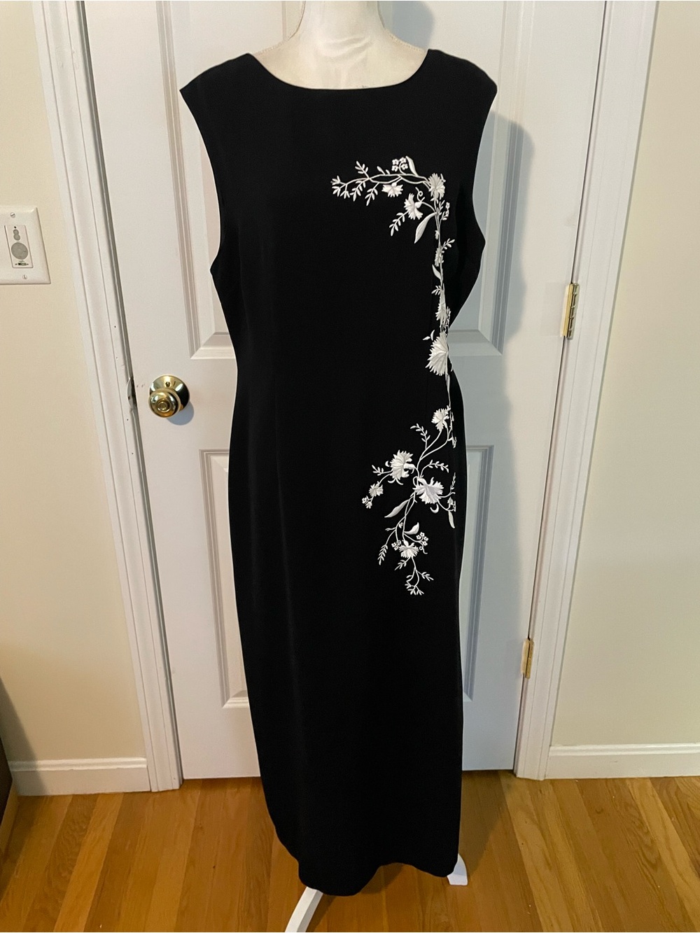 Sarah Spencer Black Maxi Dress with White Floral Embroidery